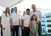 Presidente Abinader afirma que continuará respaldando construcciones de viviendas para beneficiar a los más necesitados al entregar 144 apartamentos a familias en San Antonio de Guerra